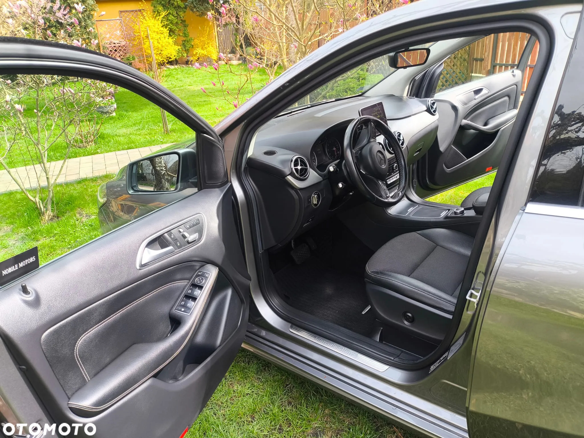 Mercedes-Benz Klasa B 220 4-Matic - 6