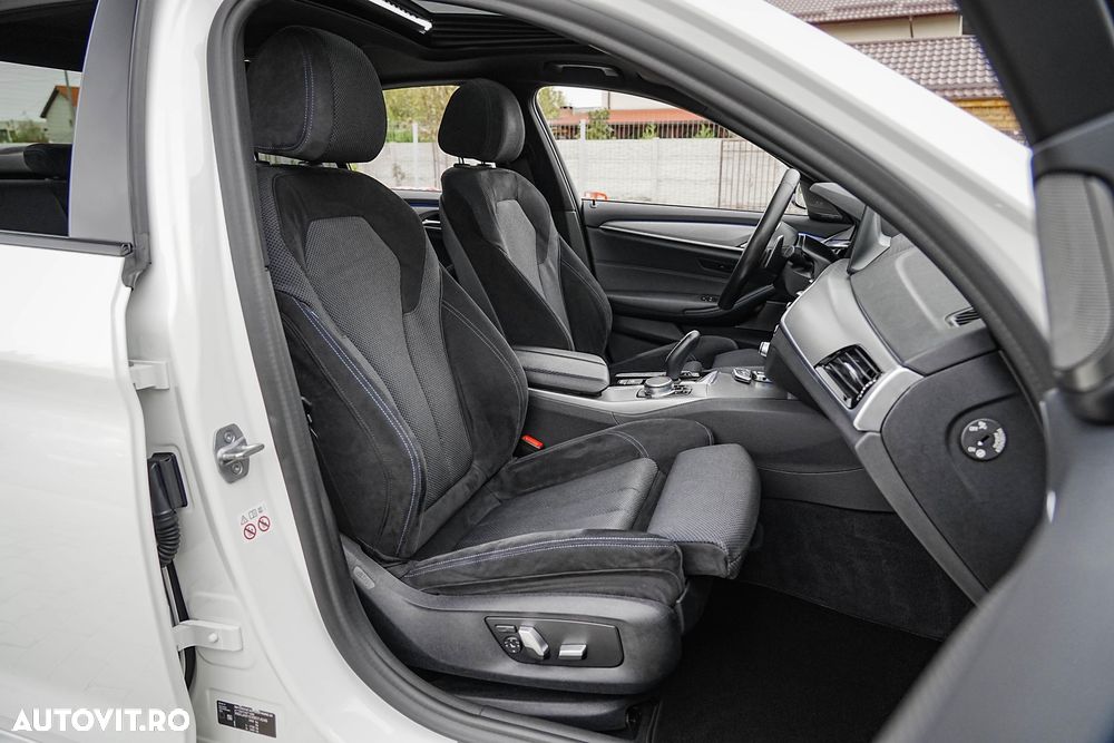 BMW Seria 5 530e Aut. M Sport Edition - 14