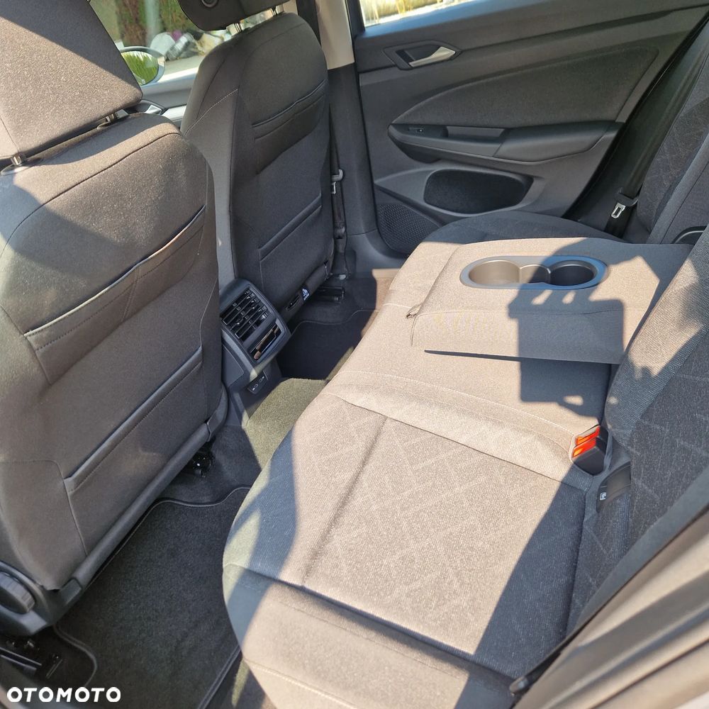 Volkswagen Golf - 13