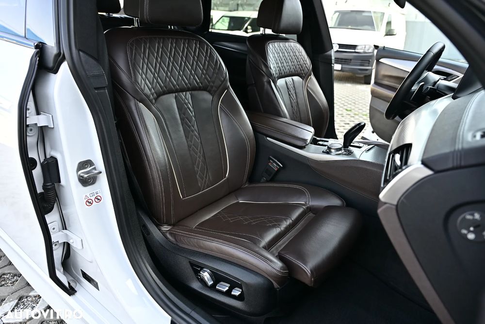 BMW Seria 6 630d Sport Line - 12