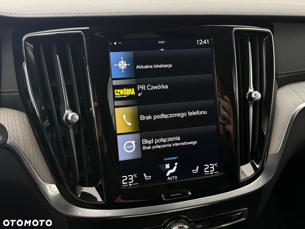 Volvo V60 Cross Country Pro B5 B AWD - 18