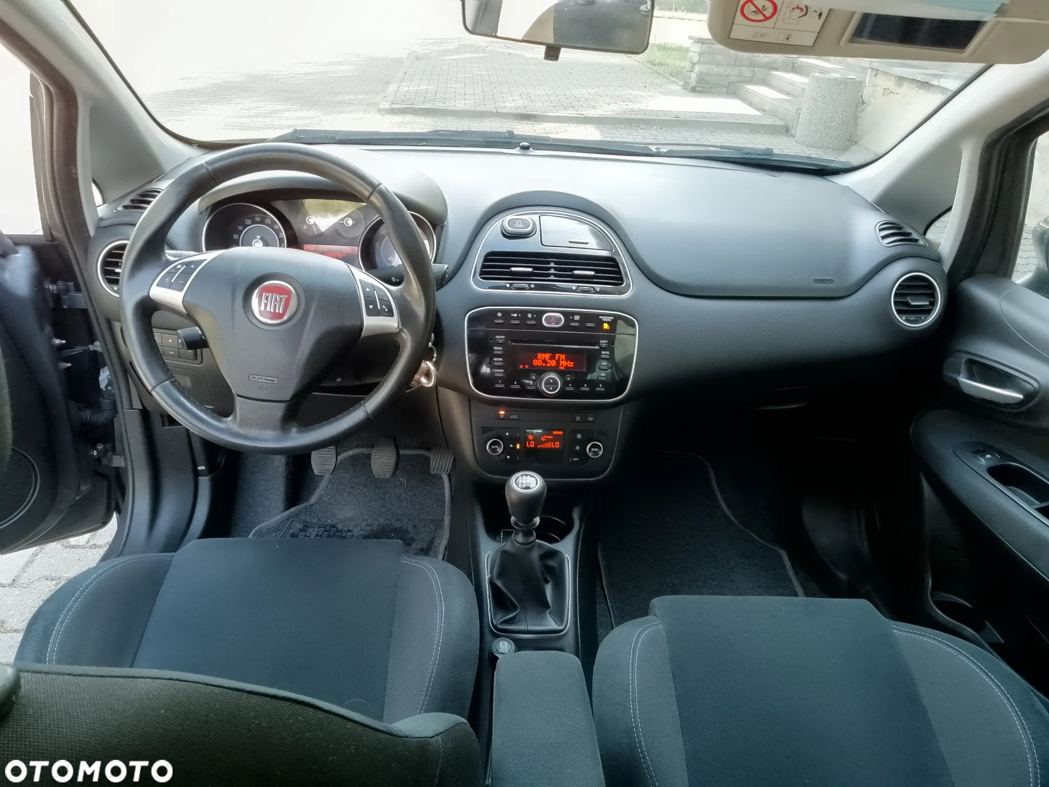 Fiat Punto 1.4 Easy Pakiet Easy Plus S&S - 16