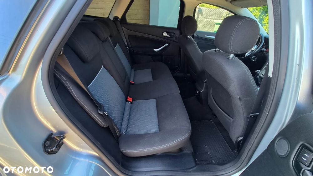 Ford Mondeo 1.6 Ti-VCT Trend - 21
