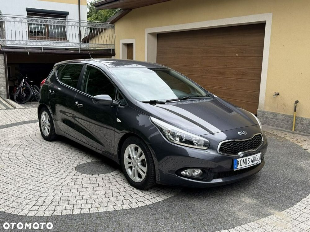 Kia Ceed - 7