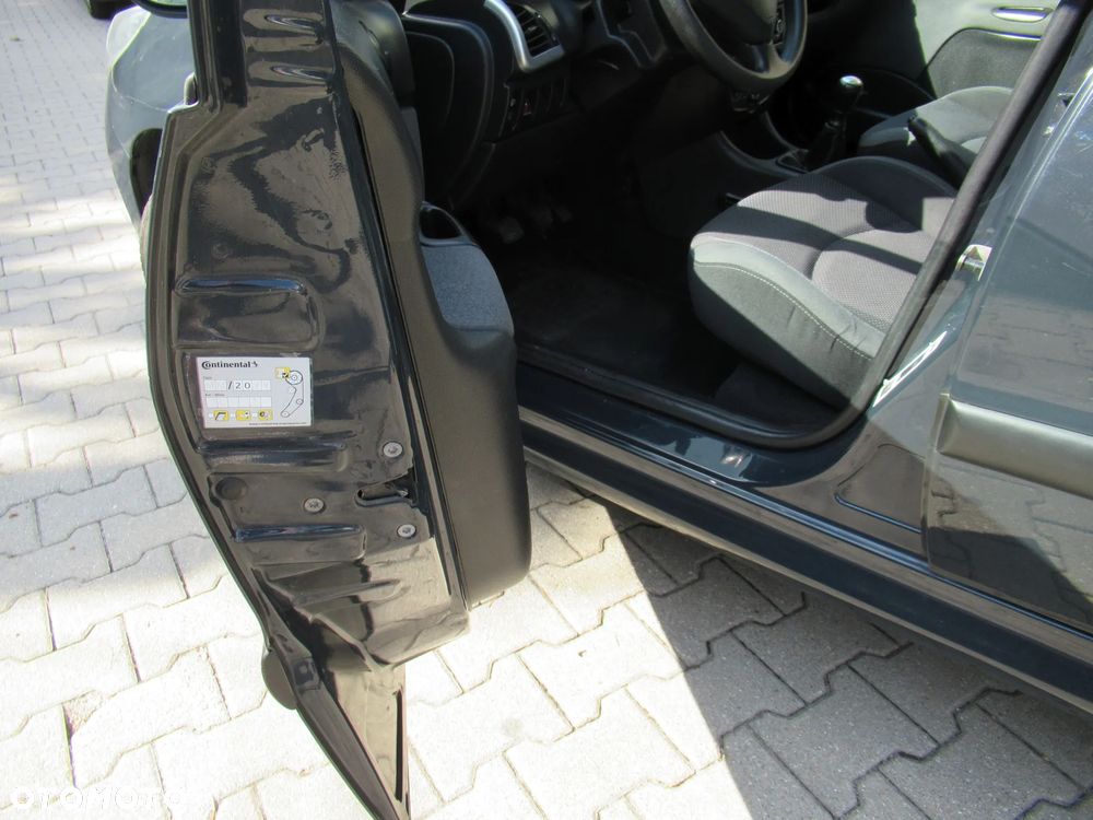 Peugeot 206 plus 60 - 37
