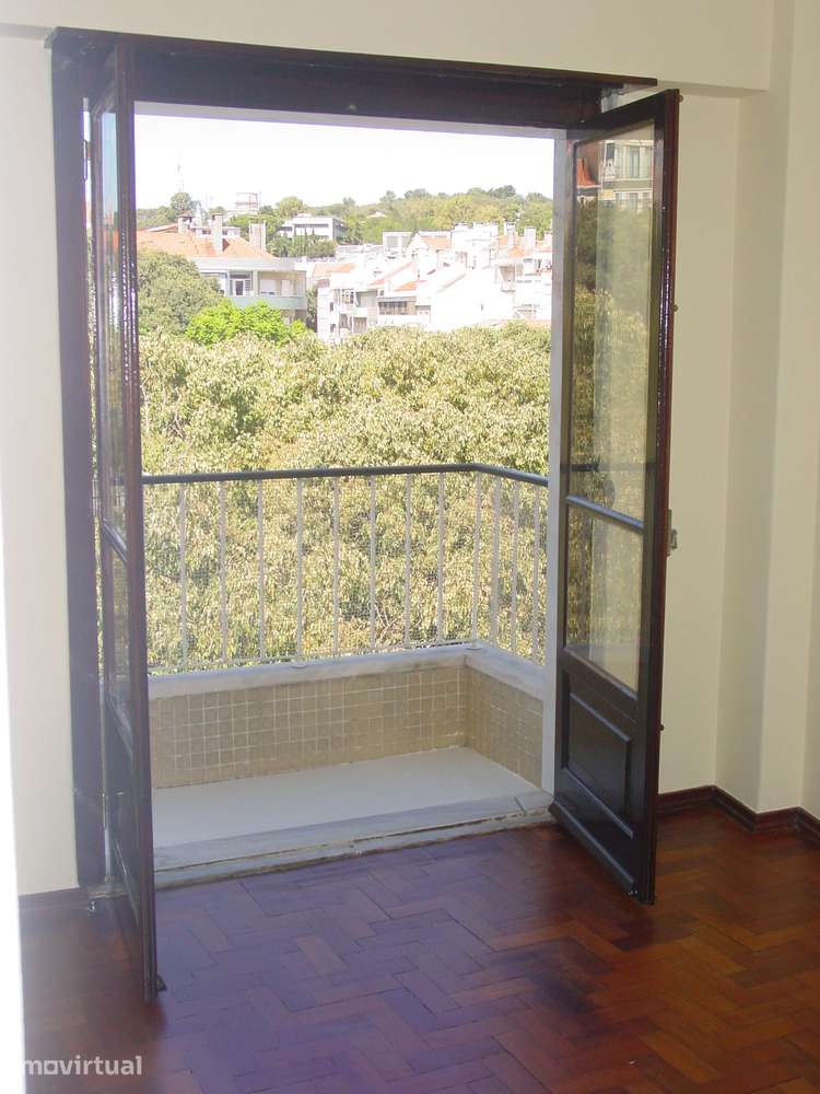 Apartamento T2 com vista Tejo/Ponte e Jardim em Sto. Amaro Alcantara - Grande imagem: 5/20