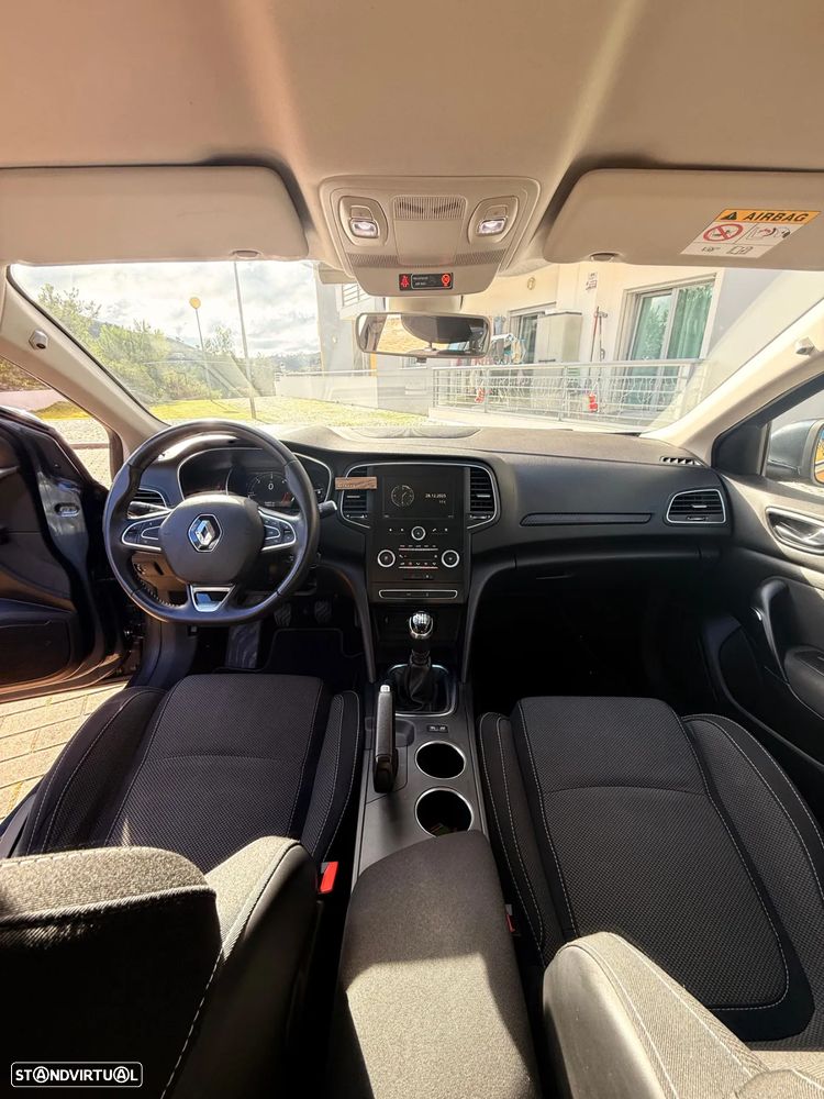 Renault Mégane Sport Tourer 1.5 dCi Zen - 2