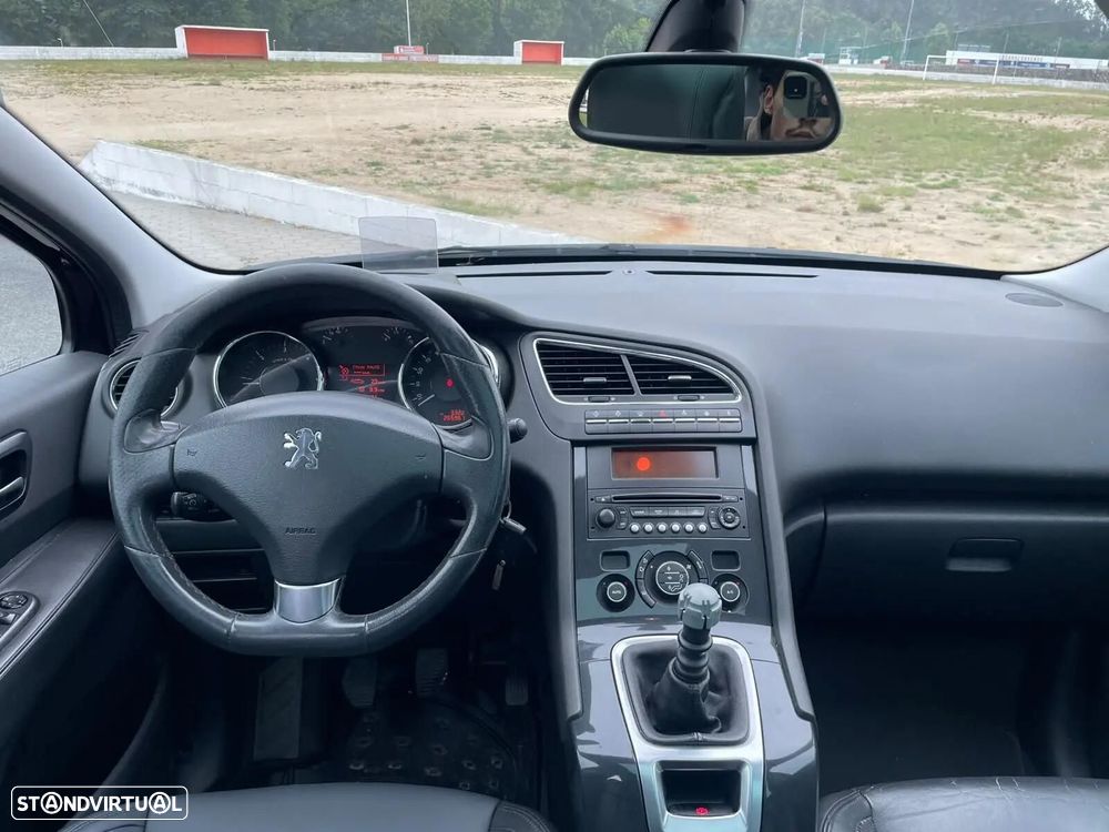 Peugeot 5008 - 3