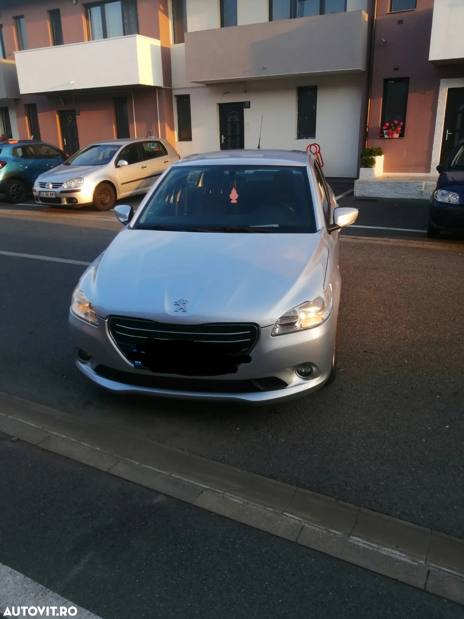 Peugeot 301 - 4