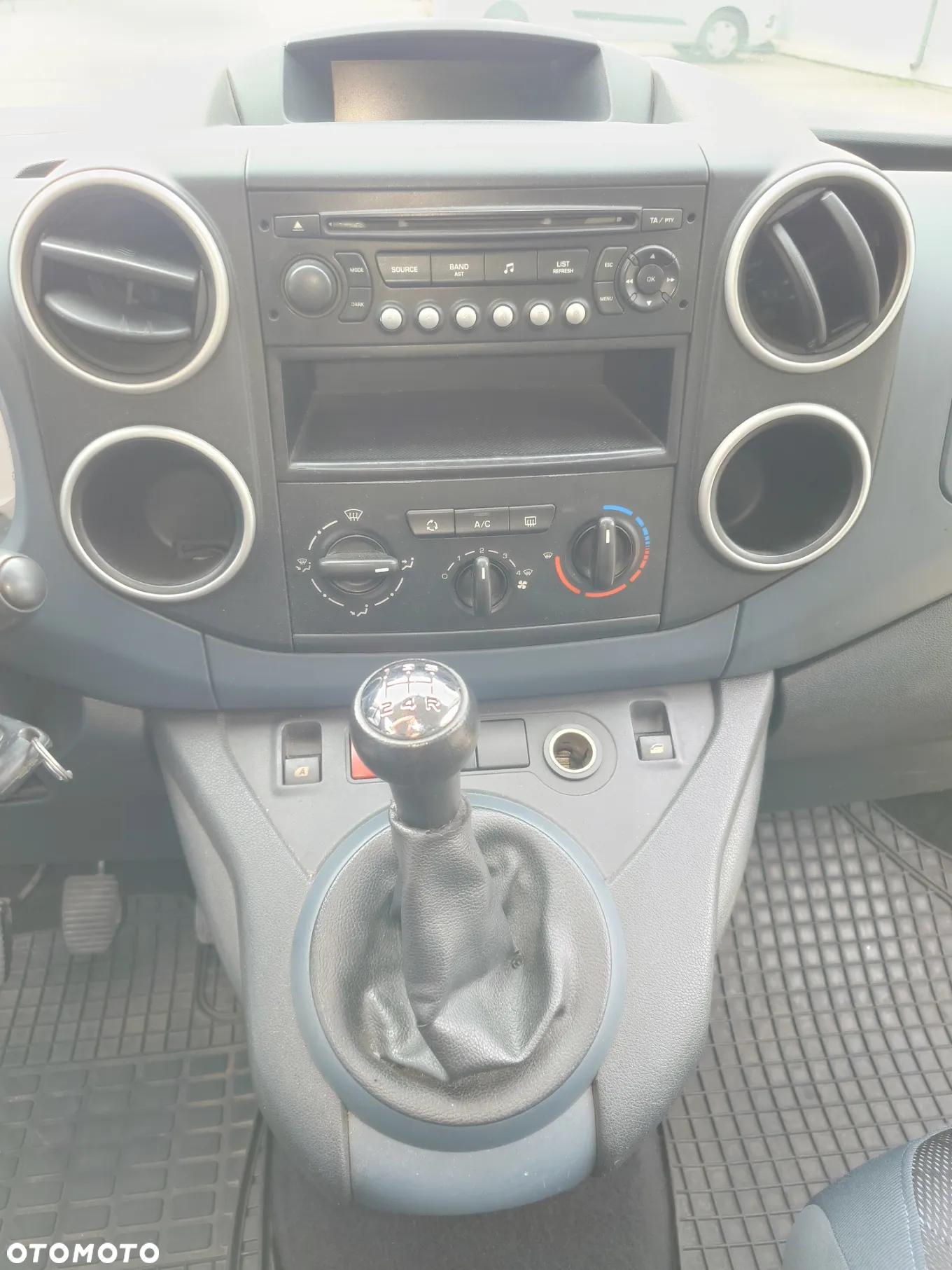 Peugeot Partner - 14