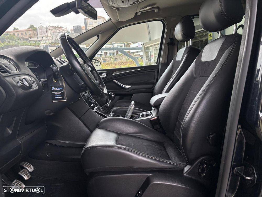 Ford S-Max 2.0 TDCi Titanium 7L - 6