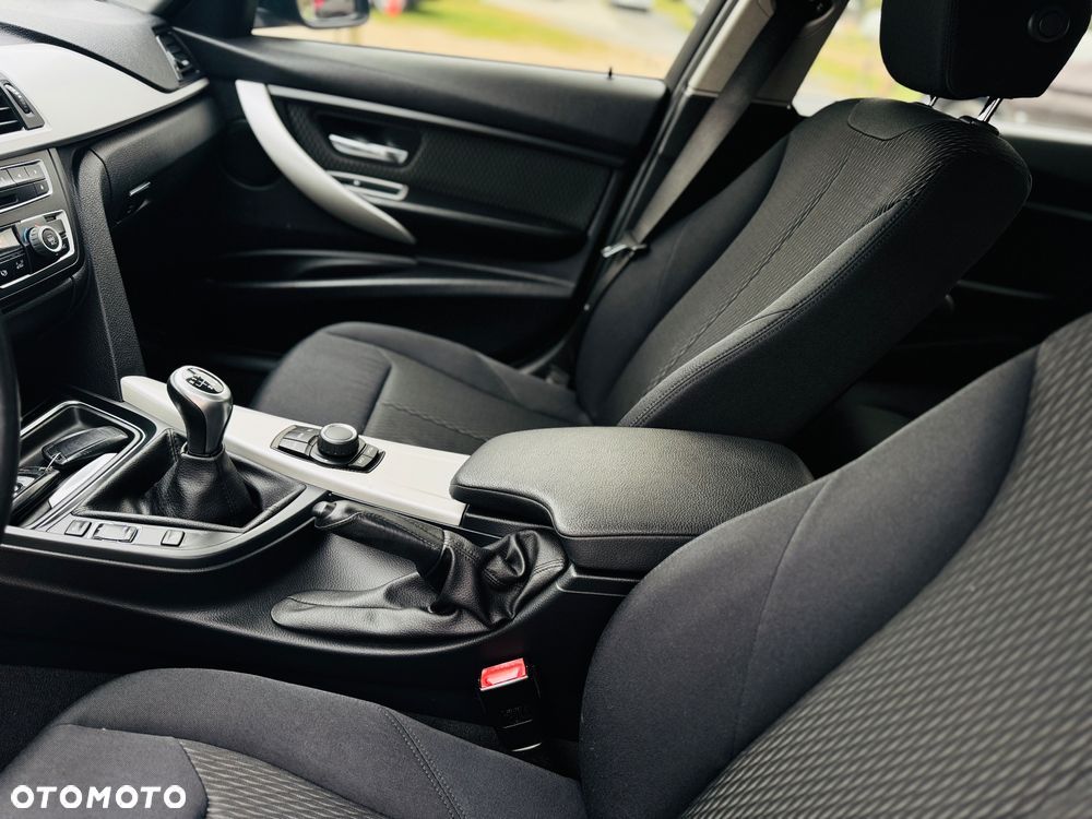 BMW Seria 3 316d DPF Edition Exclusive - 19