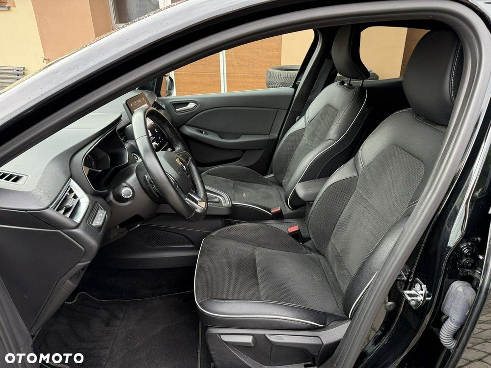 Renault Clio - 23