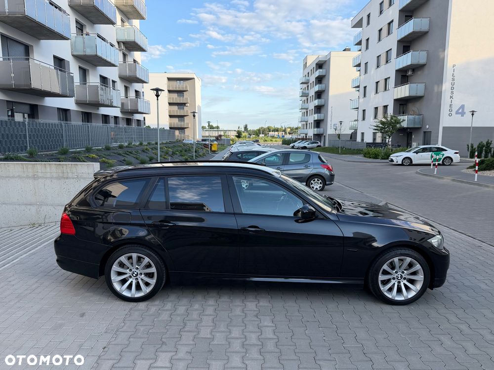 BMW Seria 3 318d DPF Edition Lifestyle - 13