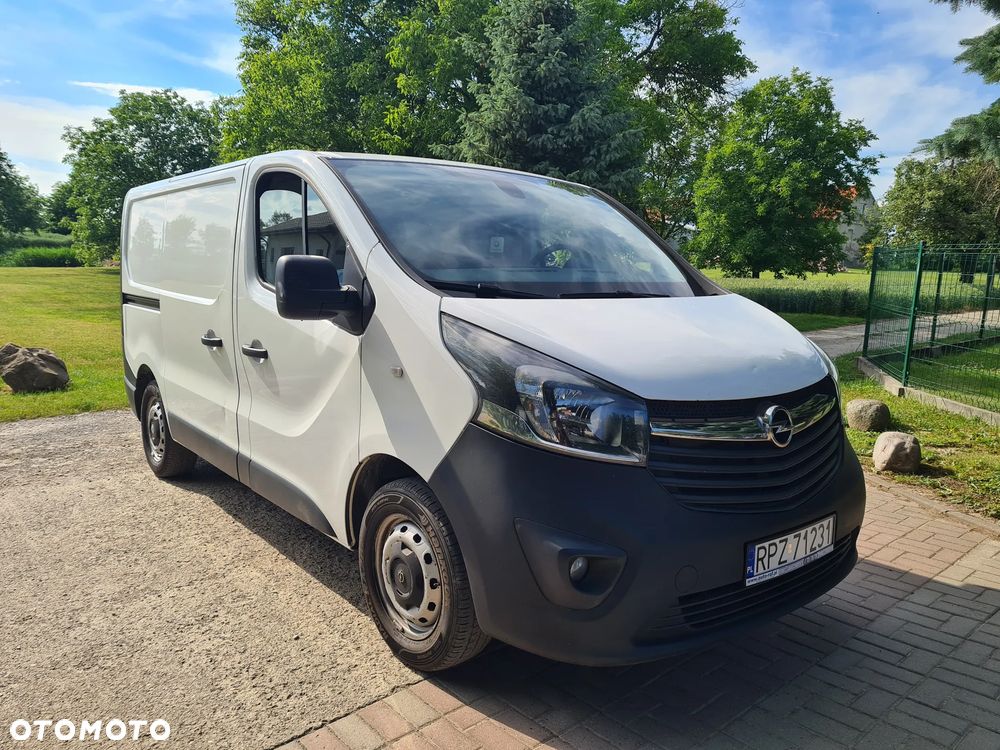 Opel Vivaro - 1
