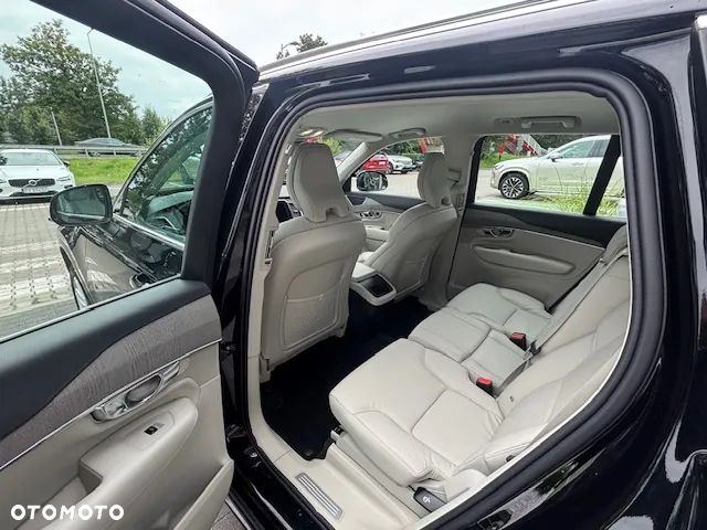 Volvo XC 90 - 39
