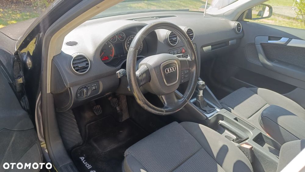 Audi A3 Sportback 2.0T FSI Ambition - 9