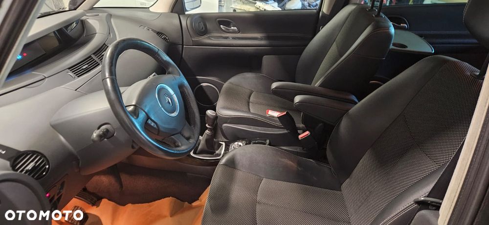 Renault Espace 2.0 TCe 170 Celsium - 12