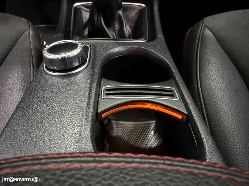 Mercedes-Benz A 180 CDI BE Edition AMG Line - 24