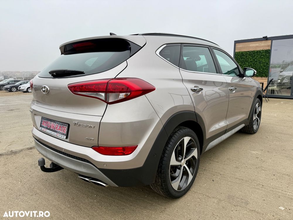 Hyundai Tucson 2.0 CRDI 4WD Automatik Advantage - 3