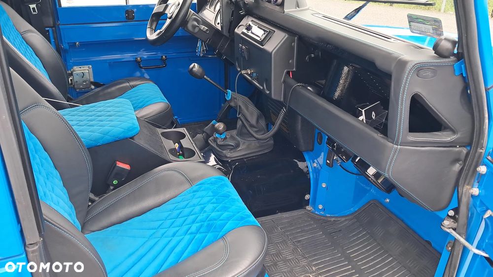 Land Rover Defender 90 2.5 TDI - 19