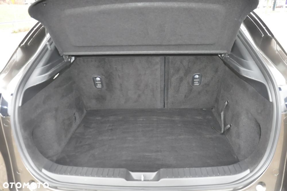 Mazda CX-30 SKYACTIV-X 2.0 M-Hybrid AWD SELECTION - 25