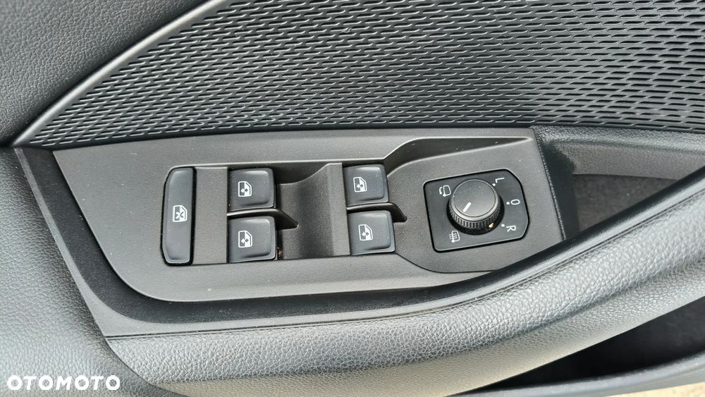 Skoda Octavia 2.0 TDI 4x4 Style DSG - 13