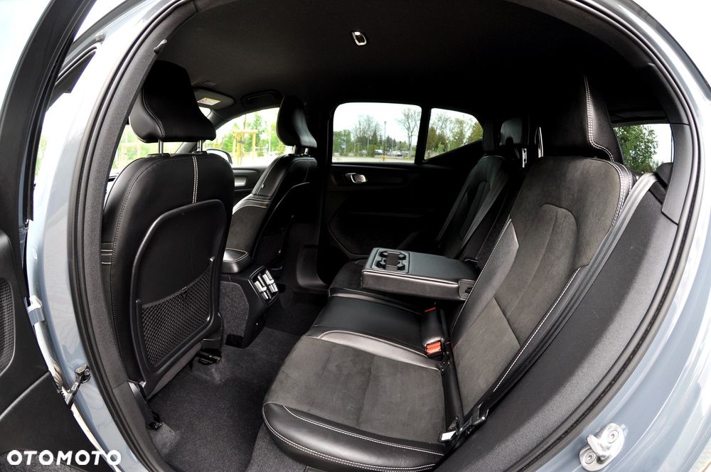 Volvo XC 40 - 22