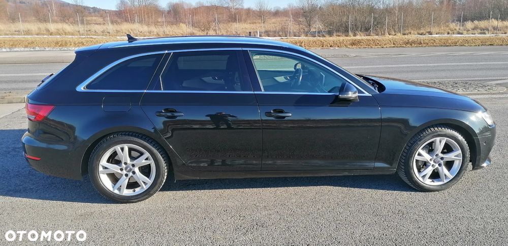 Audi A4 Avant 2.0 TDI Design S tronic - 5