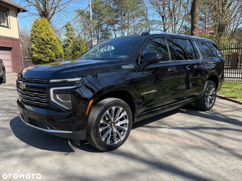 Chevrolet Suburban - 2