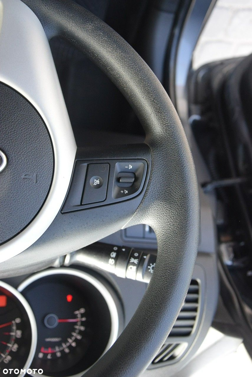Kia Venga 1.4 CVVT Attract - 25
