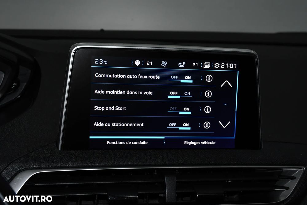 Peugeot 3008 1.2 PureTech 130 EAT8 Allure Pack - 18