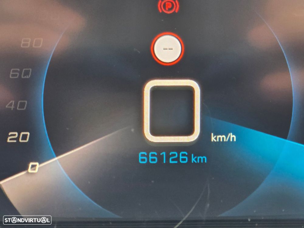 Peugeot 2008 1.2 PureTech Allure - 11
