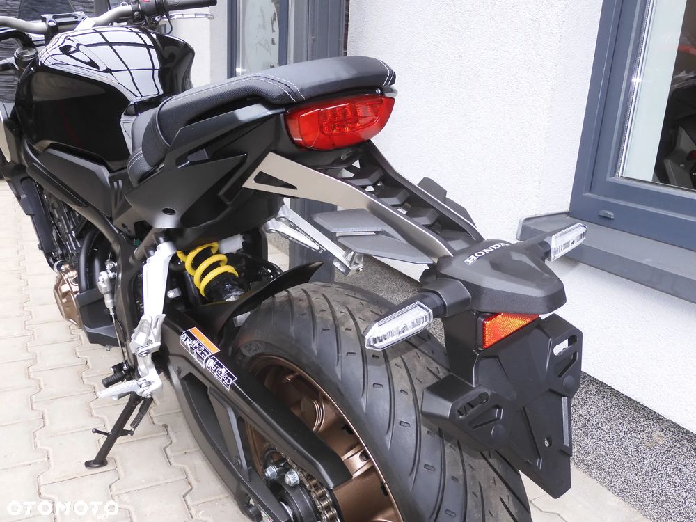 Honda CB - 38