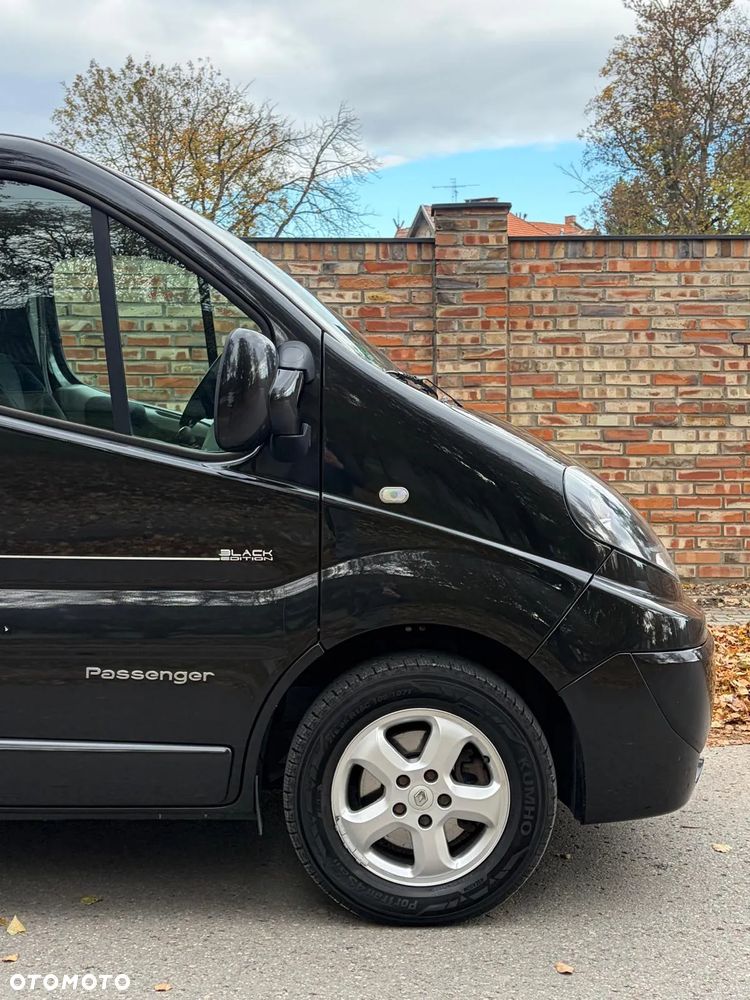 Renault Trafic Grand Passenger Pack Clim - 22