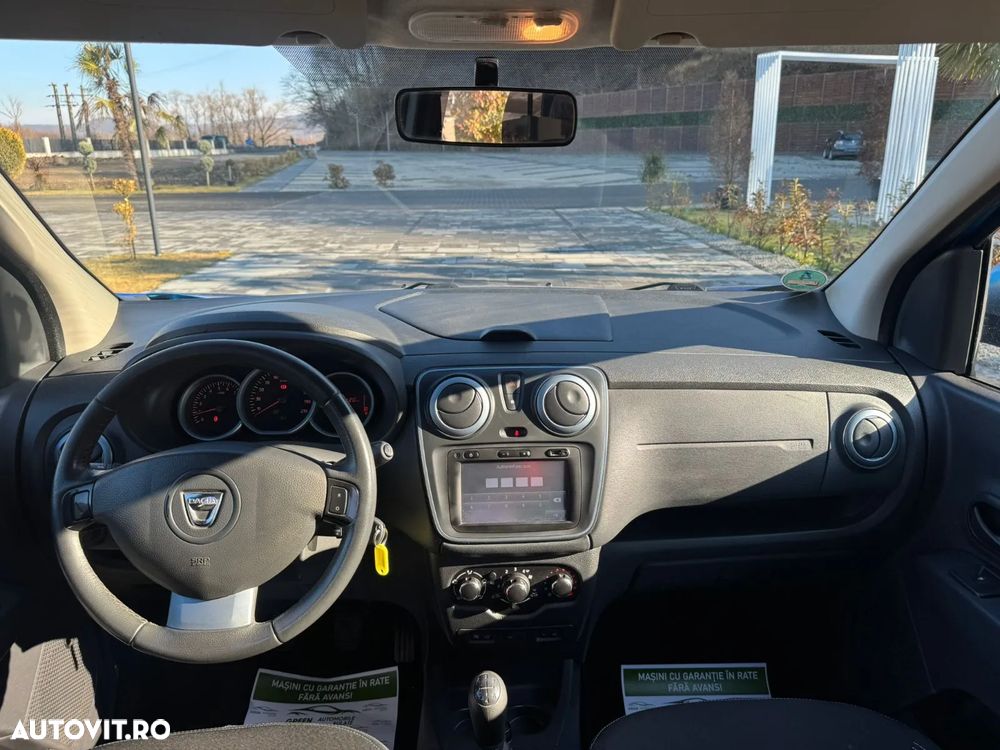 Dacia Lodgy 1.2 TCe 115 CP Stepway - 9