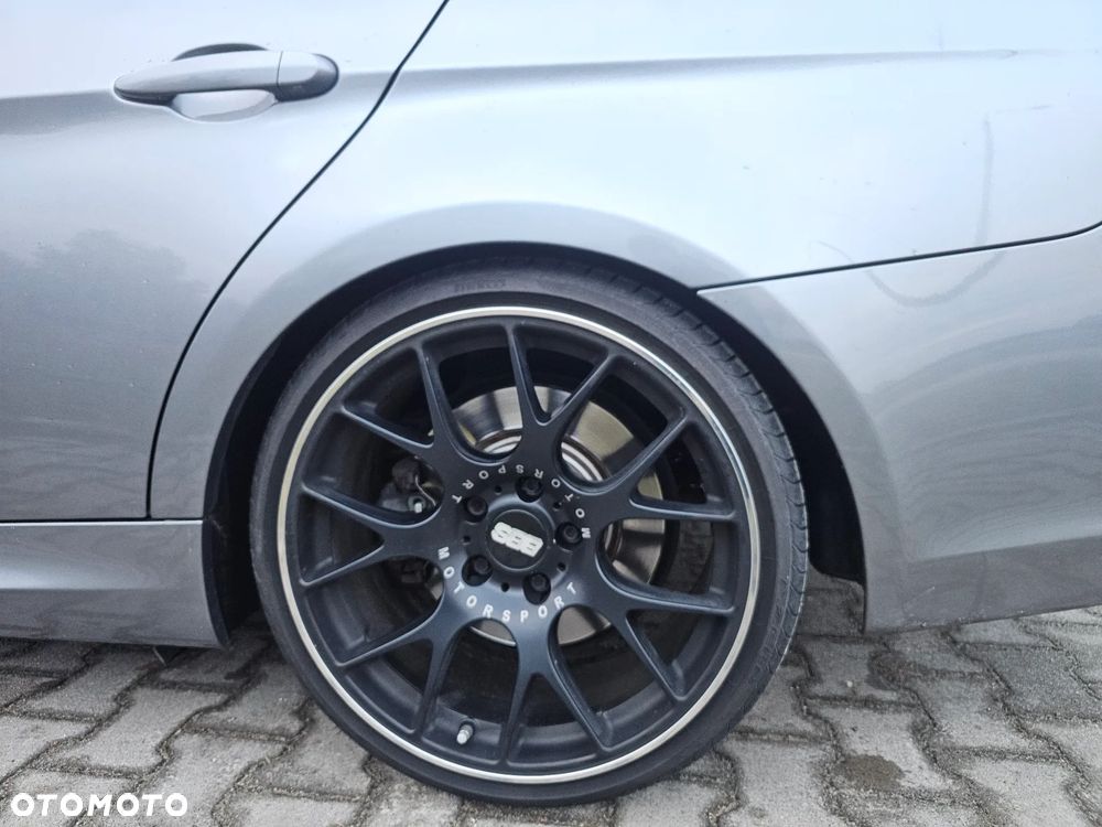 BMW Seria 3 335i xDrive - 11