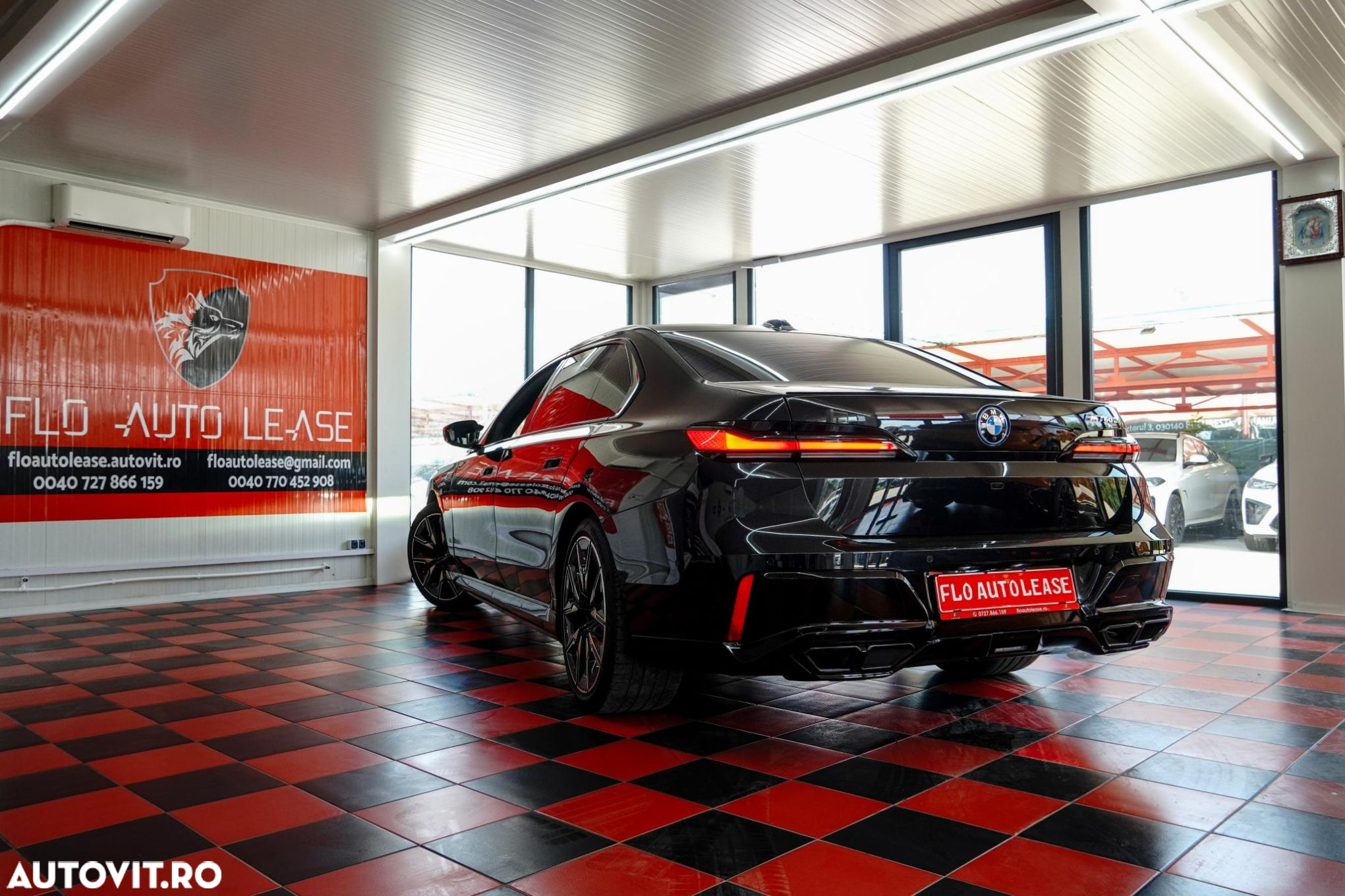 BMW Seria 7 - 12