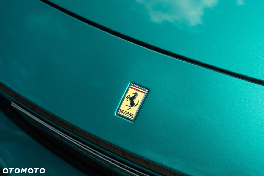 Ferrari Amalfi - 10