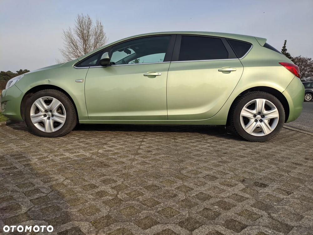 Opel Astra 1.4 Enjoy - 11