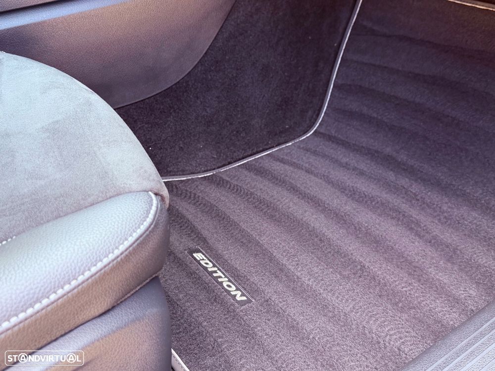 Mercedes-Benz A 250 e 8G-DCT AMG Line - 17