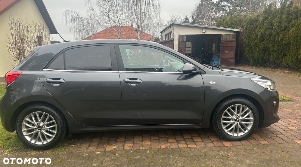 Kia Rio 1.2 Business Line Plus - 4