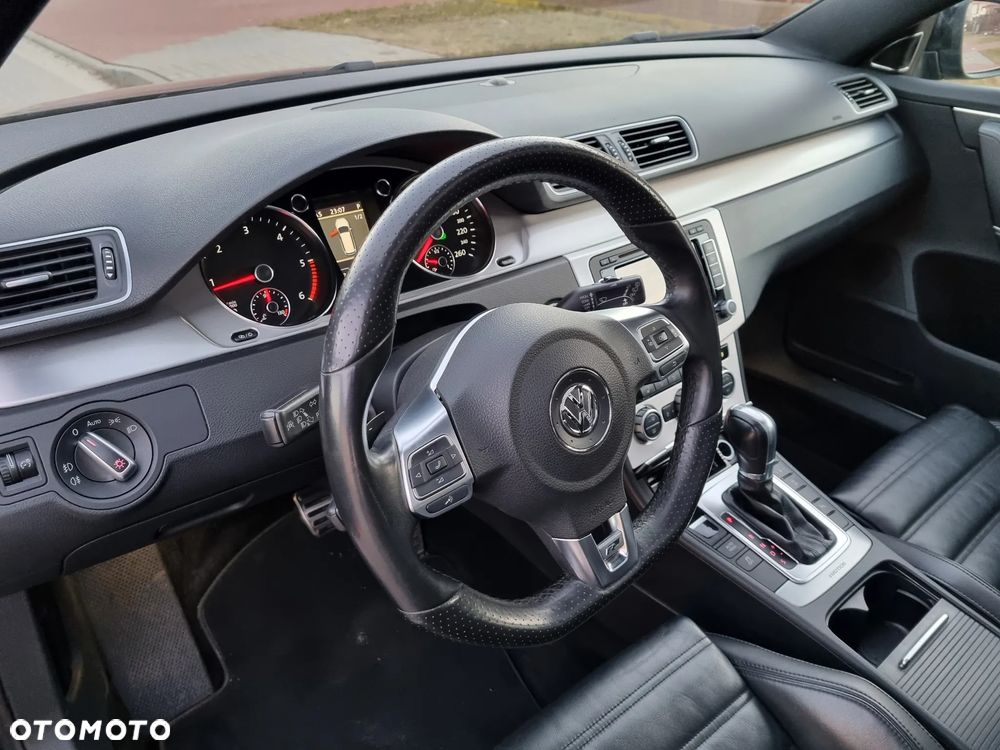 Volkswagen Passat 2.0 TDI 4Mot Highline DSG - 9