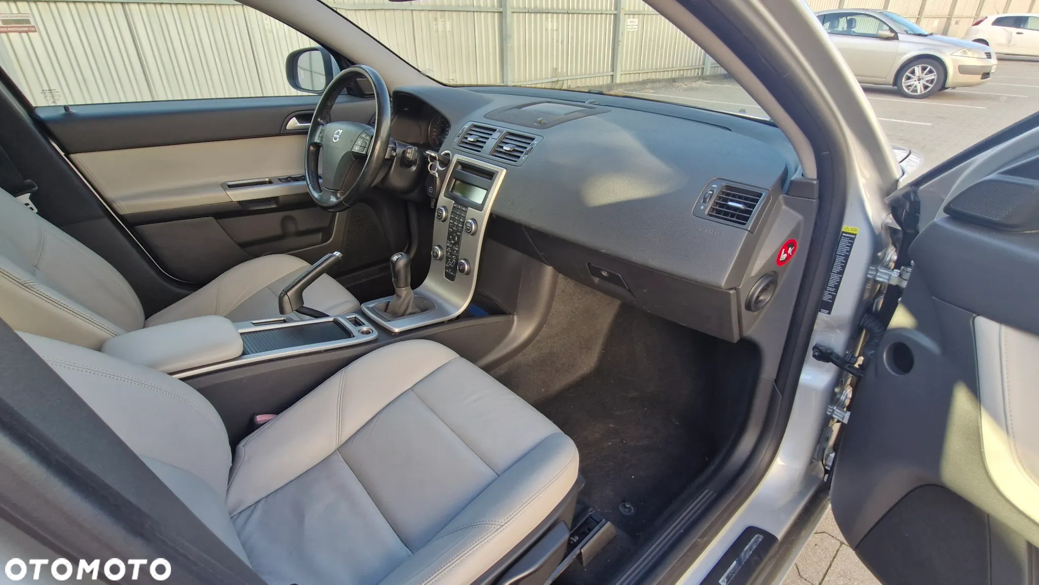 Volvo V50 1.6D DPF DRIVe Momentum - 15