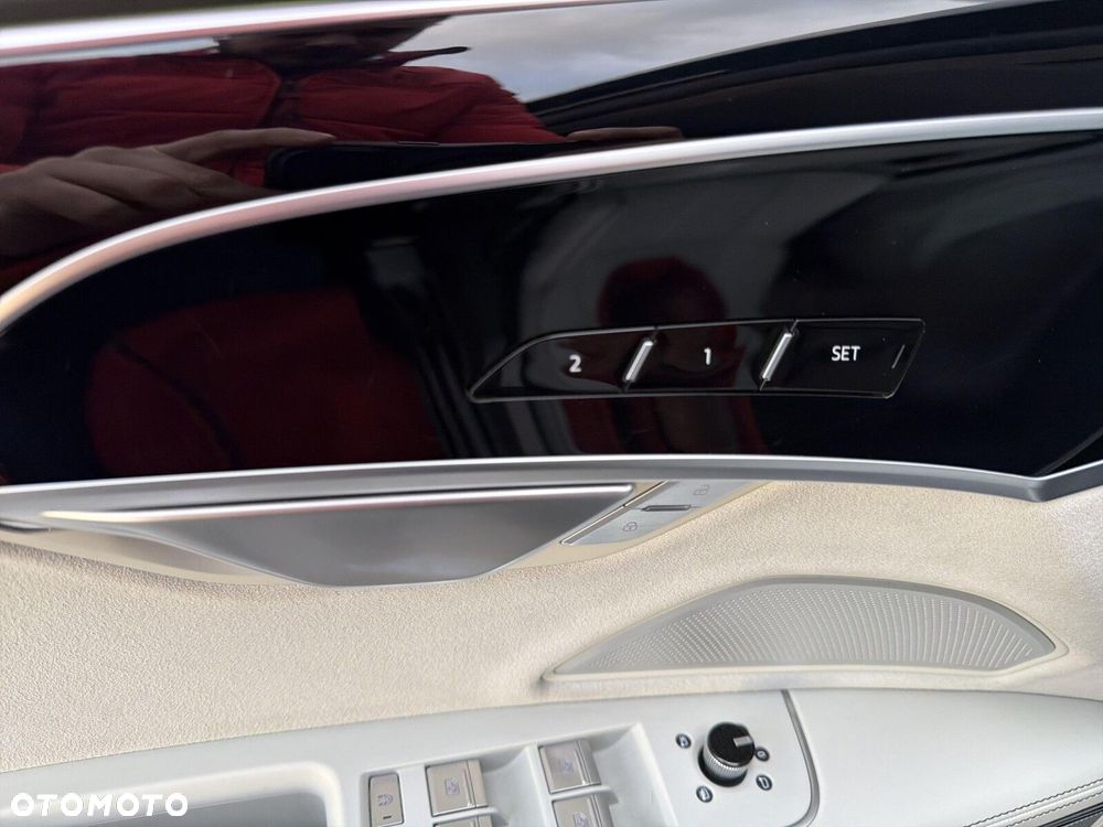 Audi A8 - 26