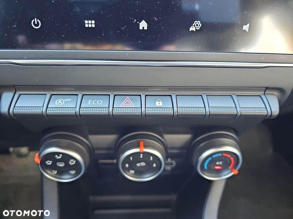 Renault Clio - 28