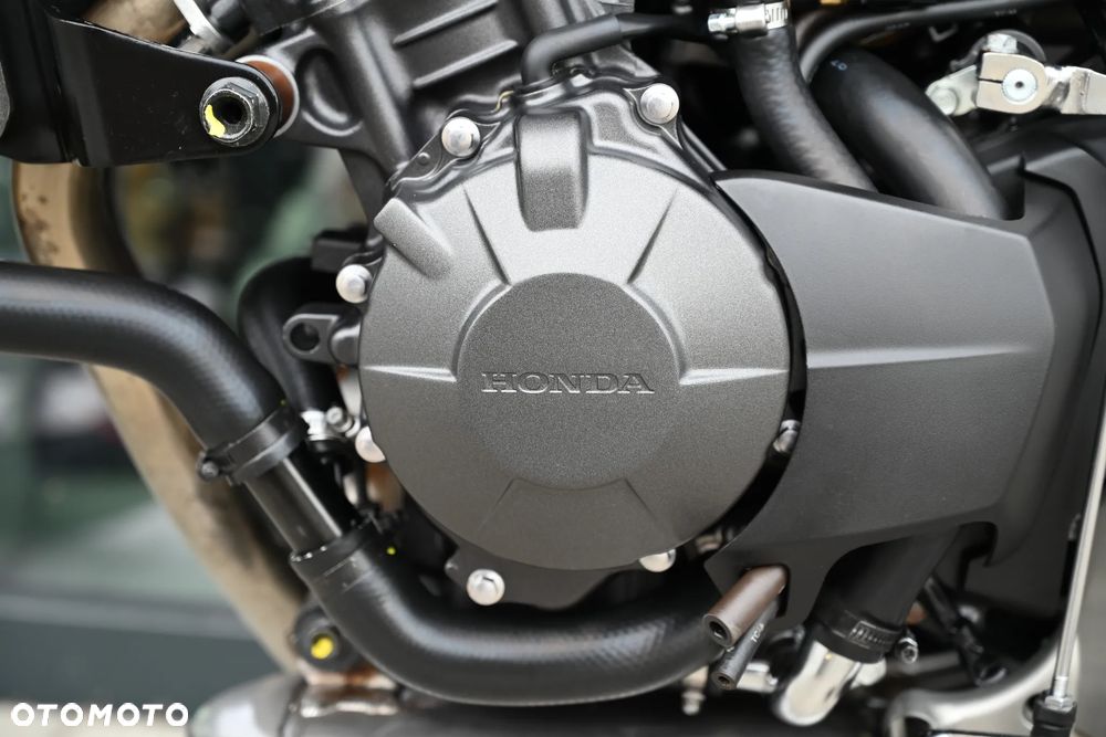 Honda Hornet - 26