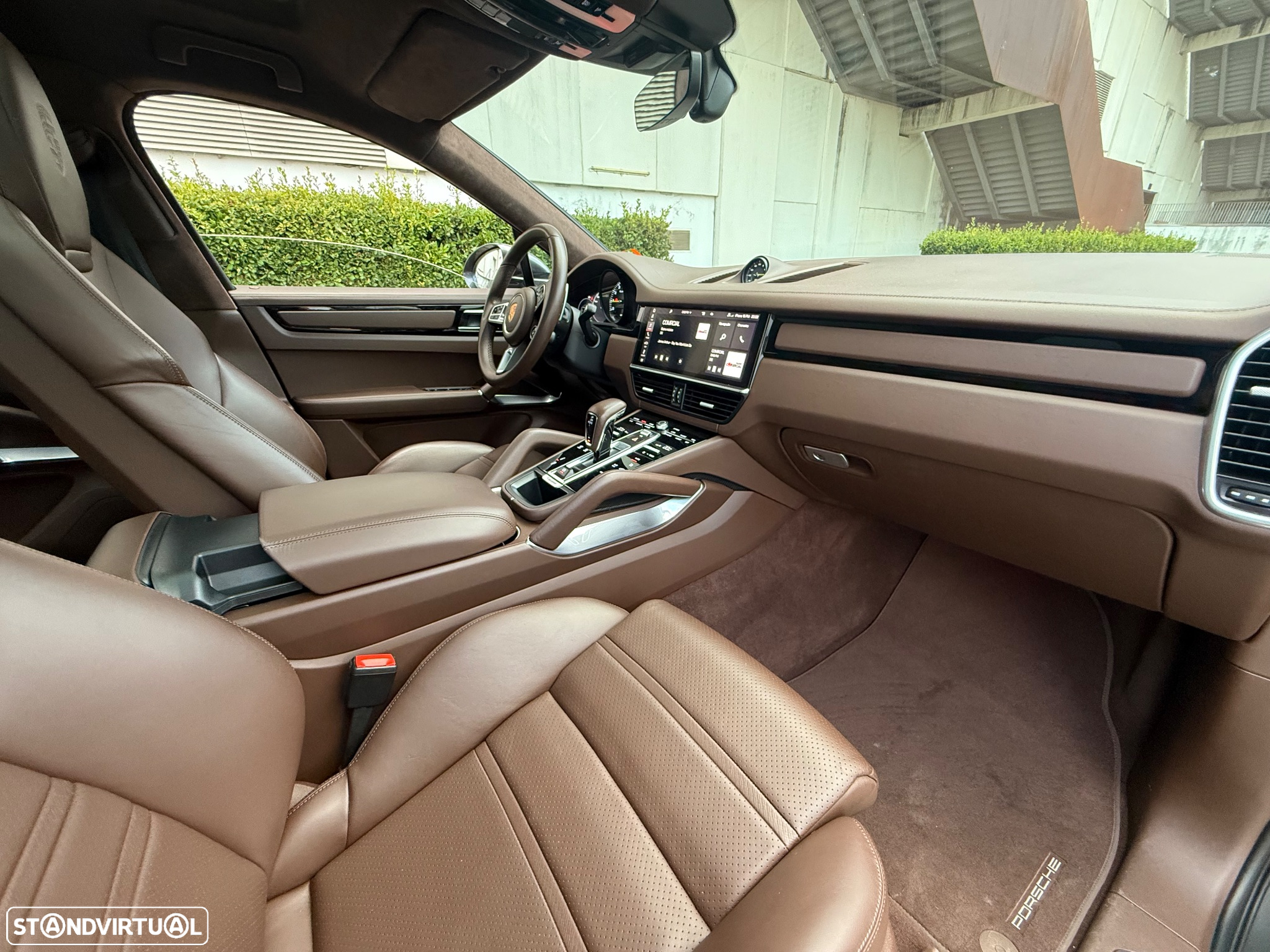 Porsche Cayenne Coupé Turbo S E-Hybrid - 26