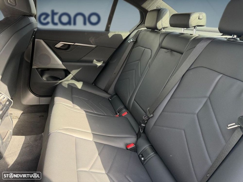 BMW i5 eDrive40 Pack Desportivo M - 14