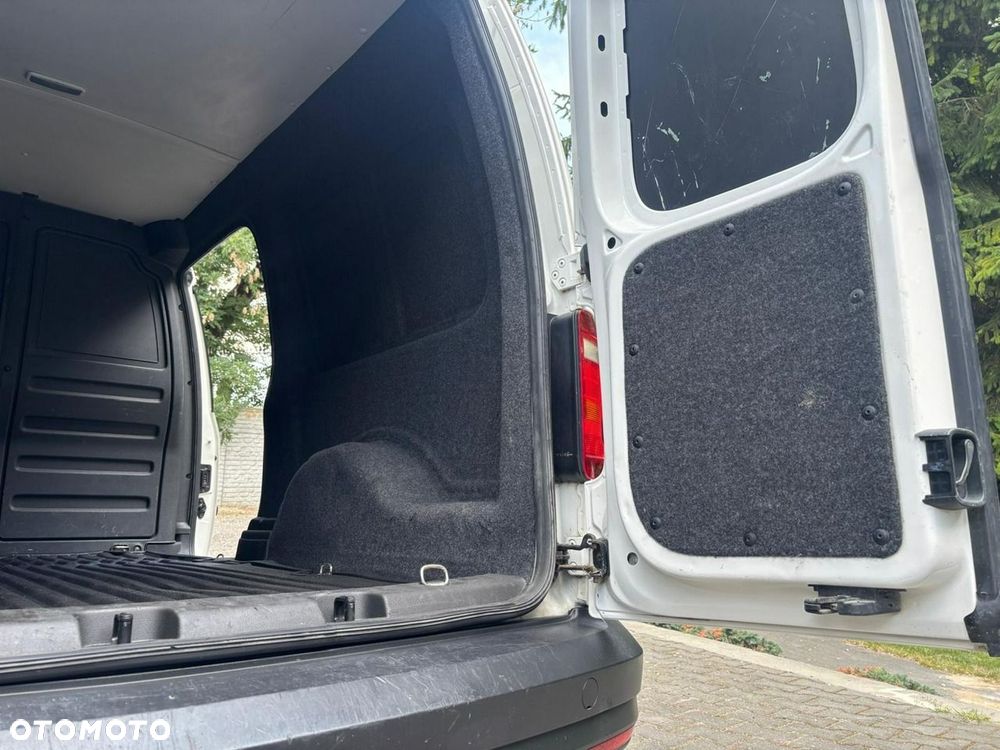 Volkswagen Caddy - 19